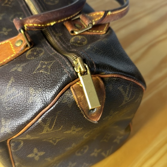 Authentic Vintage LOUIS VUITTON SPEEDY 25 Brown Monogramam Handbag Duffle - Picture 6 of 10